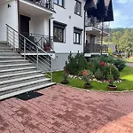 Koliba Za Strugiem