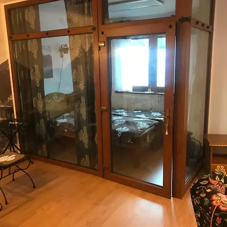 Koliba Za Strugiem